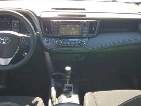 Used 2018 Toyota RAV4 Adventure image 16