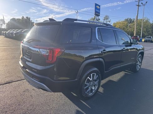 Used 2023 GMC Acadia SLT image 12