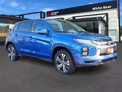 New 2025 Mitsubishi Outlander Sport SE image 1