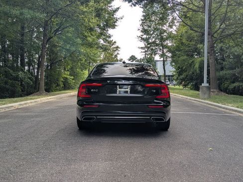 Used 2019 Volvo S60 T5 Inscription FWD image 9