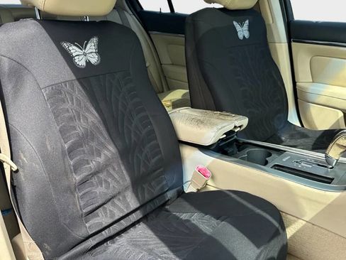 Used 2009 Lincoln MKS image 13