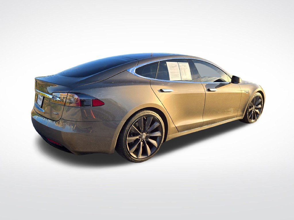 Used 2016 Tesla Model S AWD image 3