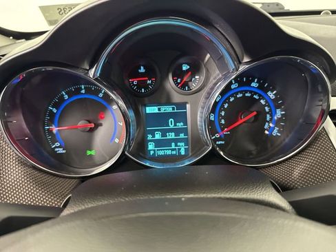 Used 2016 Chevrolet Cruze LT w/ RS Package image 15