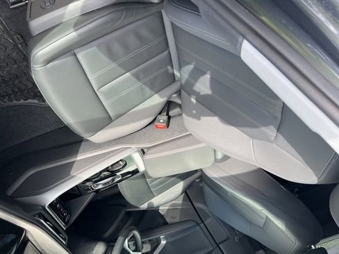 Used 2025 Audi Q5 Premium Plus w/ Premium Plus image 57