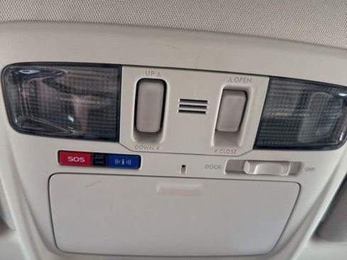 Used 2018 Subaru Outback 2.5i Limited image 28