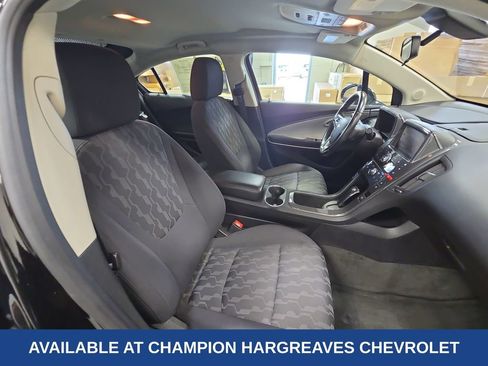 Used 2014 Chevrolet Volt FWD image 36