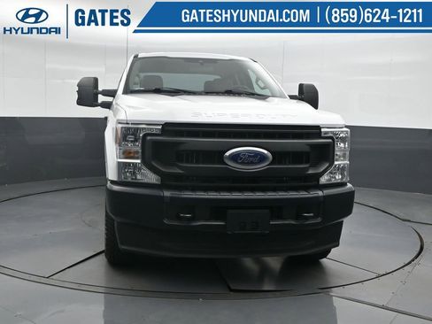 Used 2021 Ford F250 XL w/ Power Equipment Group image 5