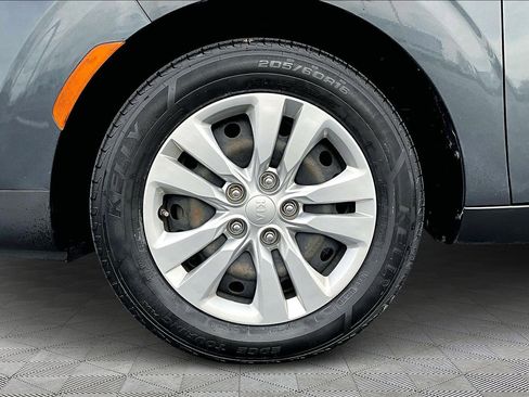 Used 2021 Kia Soul LX image 34