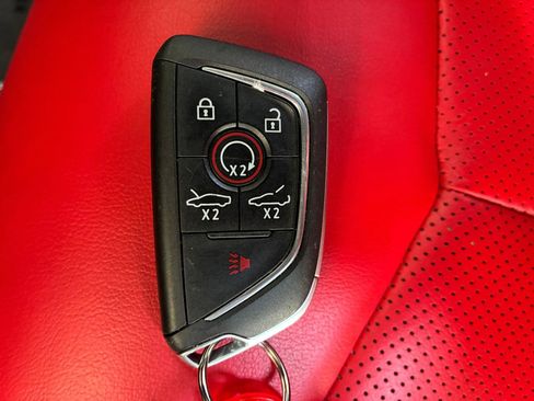 Used 2025 Chevrolet Corvette Stingray Coupe w/ Z51 Performance Package RWD image 30