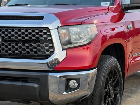 Used 2019 Toyota Tundra SR5 w/ SR5 Upgrade Package image 11