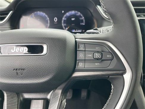 New 2024 Jeep Grand Cherokee L Limited w/ Luxury Tech Group II AWD/4WD image 15