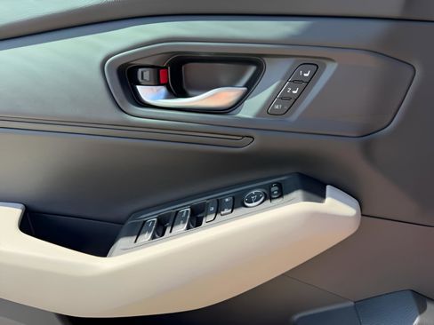 Certified 2025 Honda Accord EX-L image 21