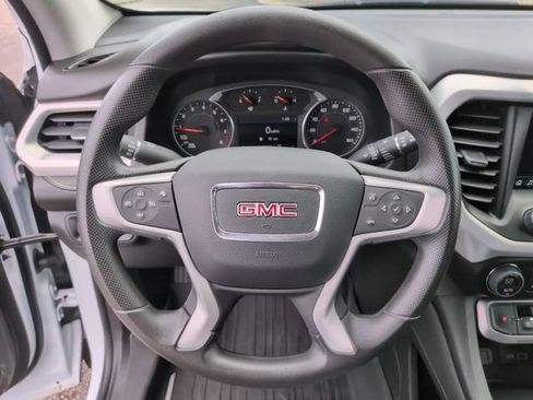 Certified 2023 GMC Acadia SLE w/ Driver Convenience Package AWD/4WD image 20