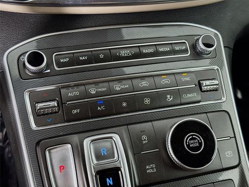 Certified 2023 Hyundai Santa Fe SEL FWD image 17