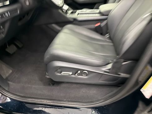 Used 2025 Acura MDX SH-AWD image 10