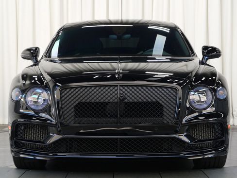 Used 2024 Bentley Flying Spur W12 image 4
