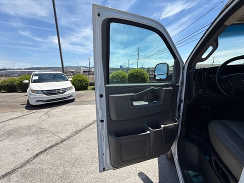 Used 2020 Chevrolet Express 2500 w/ Driver Convenience Package RWD image 9