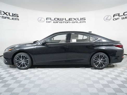 New 2025 Lexus ES 350 w/ Premium Package image 4