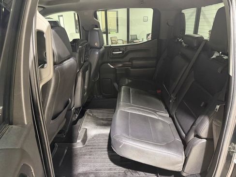 Used 2021 GMC Sierra 1500 SLT RWD image 14