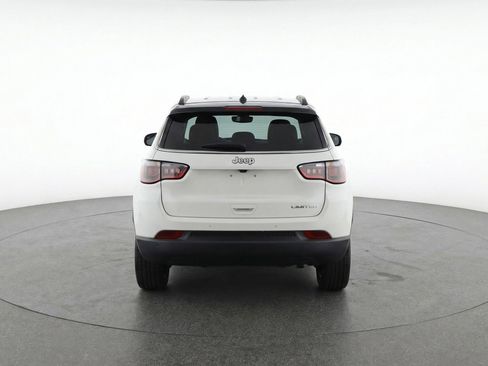 Used 2025 Jeep Compass Limited image 7