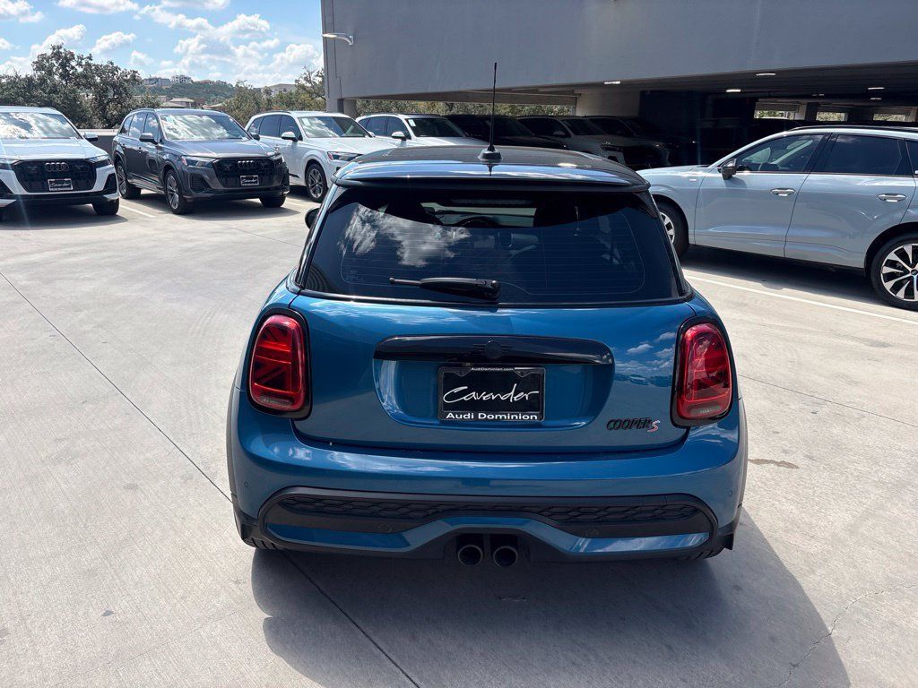 Used 2024 MINI Cooper S FWD image 7