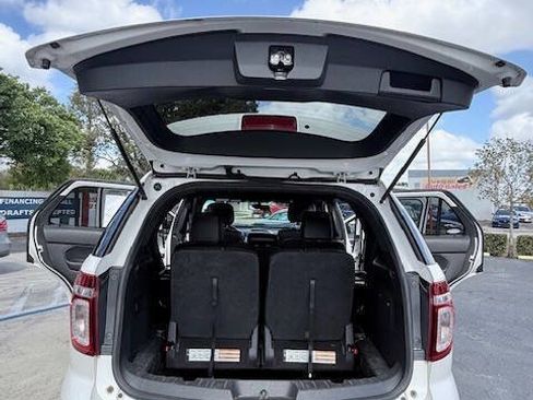 Used 2012 Ford Explorer XLT image 17