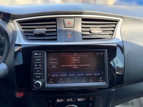 Used 2019 Nissan Sentra SR w/ Exterior Package FWD image 36