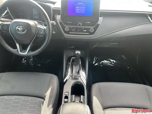 Certified 2025 Toyota Corolla SE FWD image 16