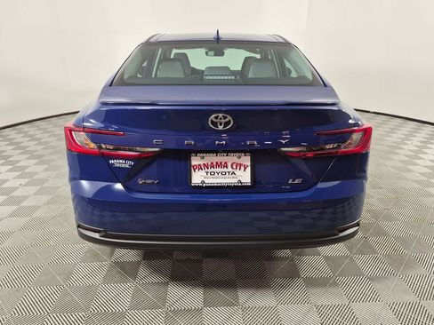 Used 2025 Toyota Camry LE FWD image 4