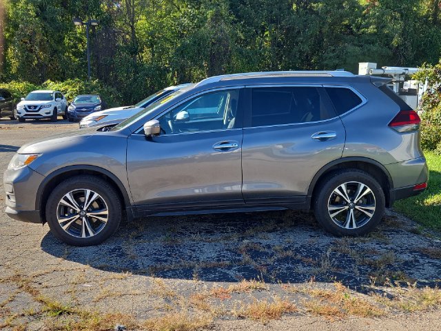 Certified 2020 Nissan Rogue SV w/ Premium Package AWD/4WD image 2