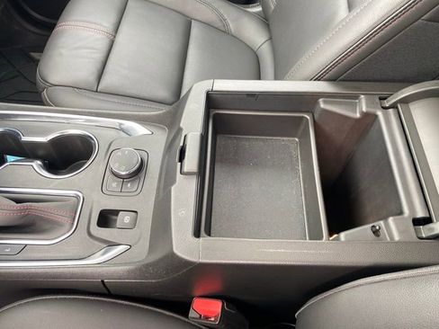 Certified 2023 Chevrolet Traverse RS w/ LPO, Floor Liner Package image 15