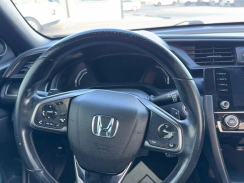 Used 2020 Honda Civic Sport image 10
