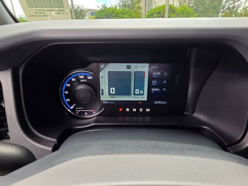Used 2024 Ford Bronco Everglades AWD/4WD image 32