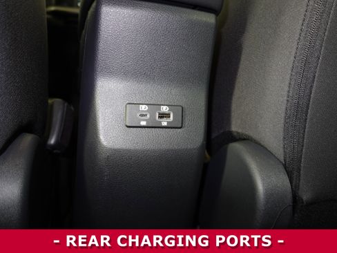 Certified 2025 Nissan Kicks SV w/ Charging Package image 10