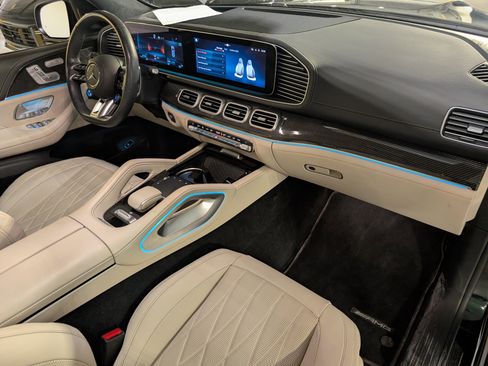 Used 2024 Mercedes-Benz GLS 63 AMG 4MATIC image 29