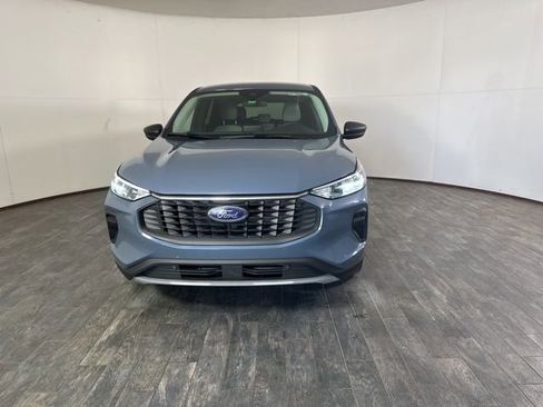 Used 2024 Ford Escape Active image 2