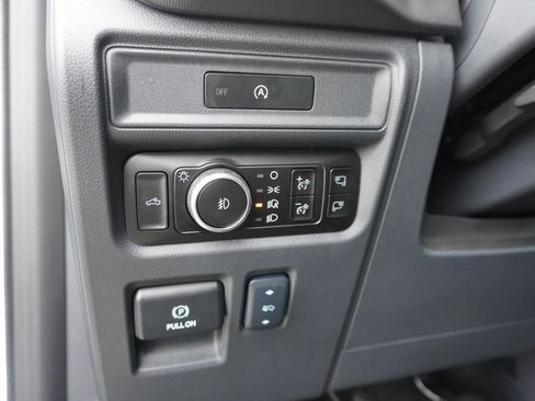 Certified 2025 Ford F150 Lariat w/ Equipment Group 501A Mid image 13