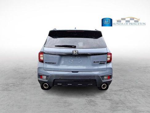 Certified 2024 Honda Passport Black Edition image 5