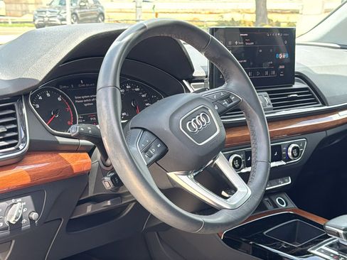 Used 2023 Audi Q5 2.0T Premium w/ Convenience Package AWD/4WD image 10