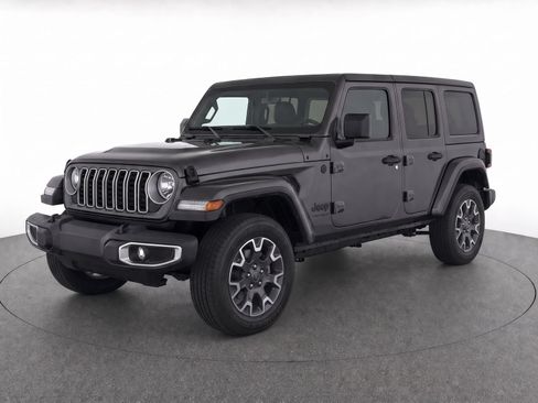 Used 2025 Jeep Wrangler Unlimited Sahara w/ Safety Group AWD/4WD image 2