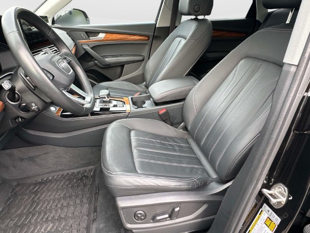 Used 2023 Audi Q5 2.0T Premium Plus AWD/4WD image 23