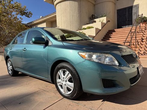Used 2010 Toyota Corolla LE w/ All Weather Guard Pkg FWD image 1