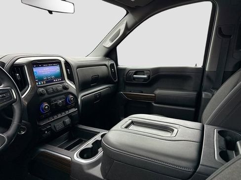 Used 2021 Chevrolet Silverado 1500 RST image 23