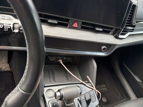 Used 2023 Kia Sportage X-Line w/ X-Line Premium Package image 4