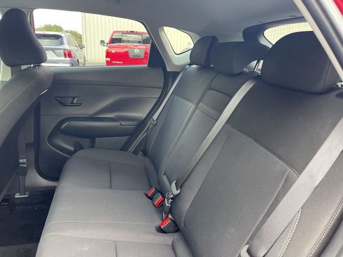 Certified 2025 Hyundai Kona SEL image 19