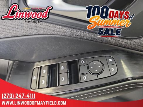 Used 2023 Nissan Rogue SV AWD/4WD image 16