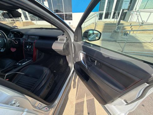 Used 2018 Land Rover Discovery Sport HSE AWD/4WD image 20