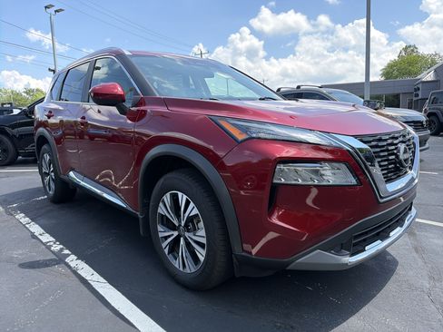 Used 2023 Nissan Rogue SV w/ SV Premium B Package AWD/4WD image 1