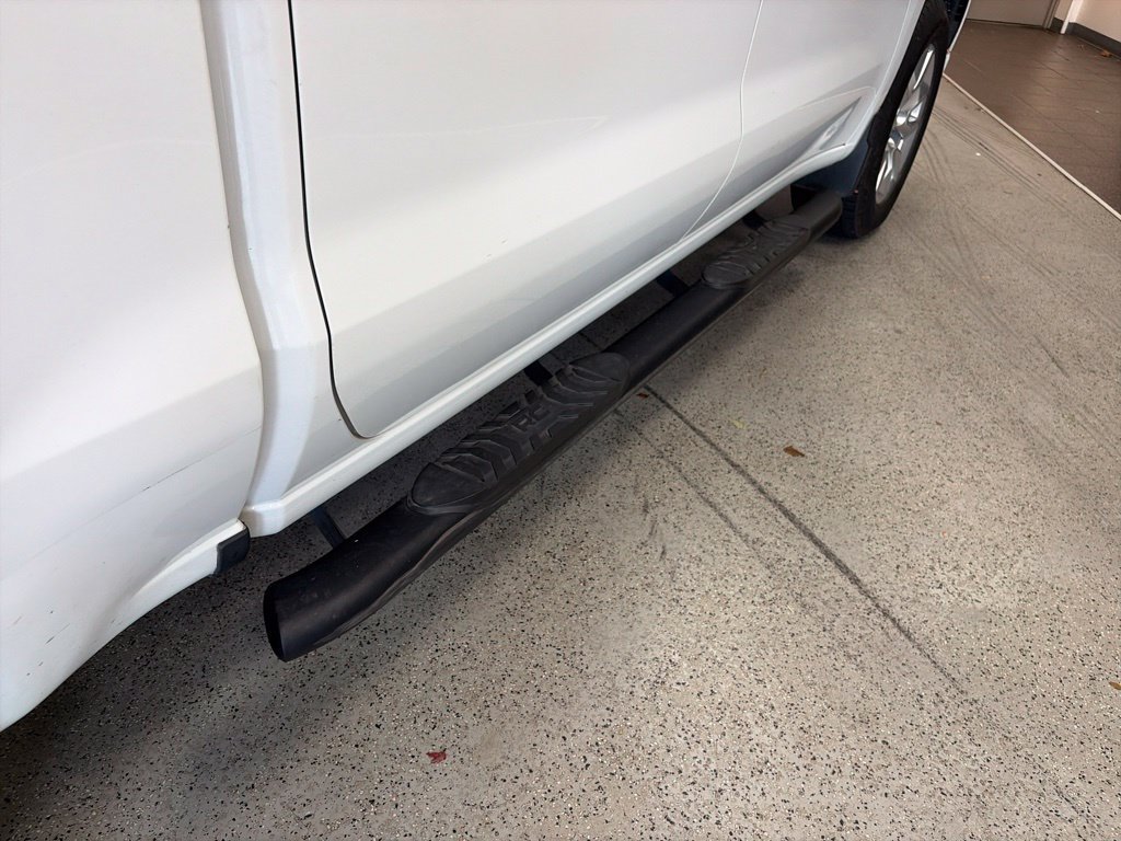 Used 2023 Chevrolet Silverado 1500 Custom AWD/4WD image 7