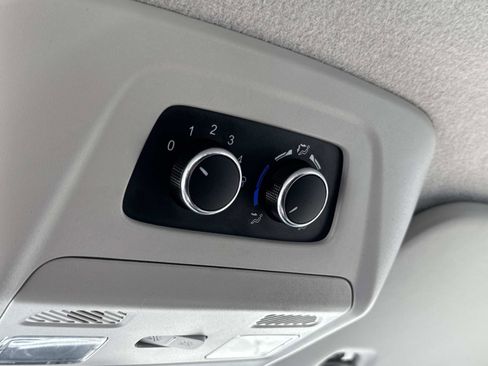 Used 2024 Ford Transit 350 XLT RWD image 29